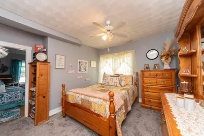 189 Oak St, Clinton, MA 01510 - Photo 22
