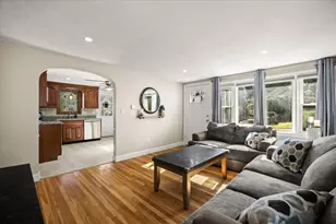 12 Billings St, Taunton, MA 02780 - Photo 10