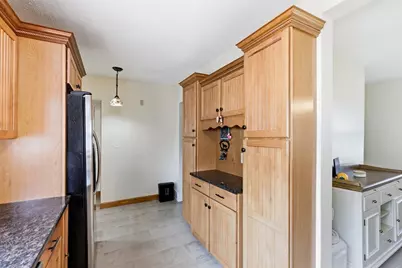 1 Oak St, Tewksbury, MA 01876 - Photo 10