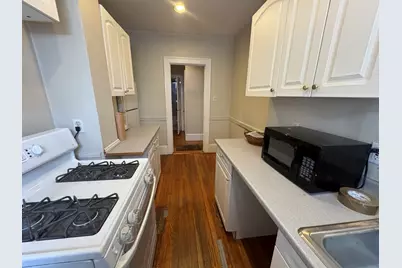 590 Washington St #2, Brookline, MA 02446 - Photo 8