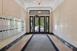 180 Commonwealth Ave, Boston, MA 02116 - Photo 8