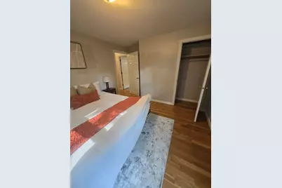 42 Iowa St, Worcester, MA 01602 - Photo 8