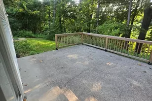 42 Iowa St, Worcester, MA 01602 - Photo 24
