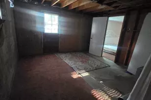 42 Iowa St, Worcester, MA 01602 - Photo 22
