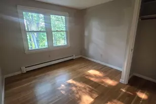 42 Iowa St, Worcester, MA 01602 - Photo 10