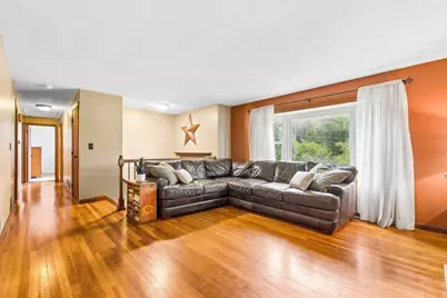 110 Fort Meadow Dr, Hudson, MA 01749 - Photo 8
