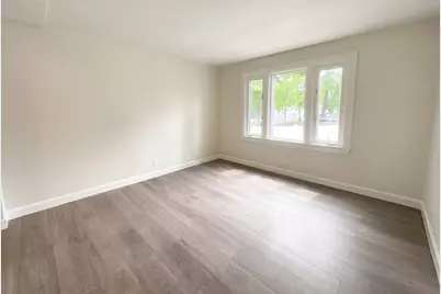 146 Hayward St, Braintree, MA 02184 - Photo 4