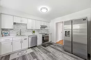 23 Shirley St, Lexington, MA 02421 - Photo 8