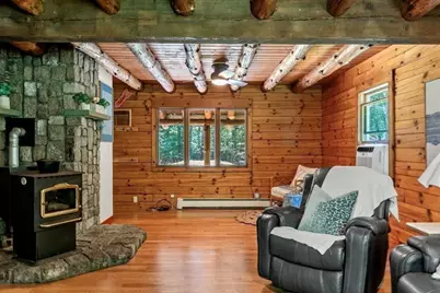318 Circuit St, Hanover, MA 02339 - Photo 12