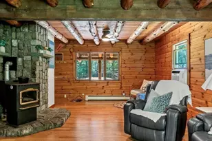 318 Circuit St, Hanover, MA 02339 - Photo 12