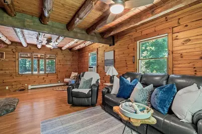 318 Circuit St, Hanover, MA 02339 - Photo 10