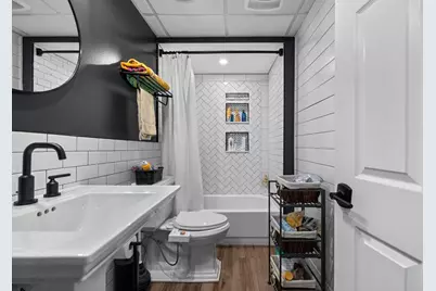 51 Glide St #2, Boston, MA 02122 - Photo 20