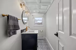 51 Glide St, Boston, MA 02122 - Photo 10