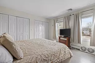 51 Glide St, Boston, MA 02122 - Photo 16