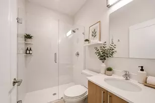 999 Hancock St, Quincy, MA 02169 - Photo 8