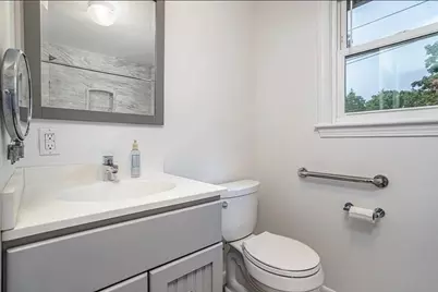 304 Primrose Hill Rd, Dracut, MA 01826 - Photo 12
