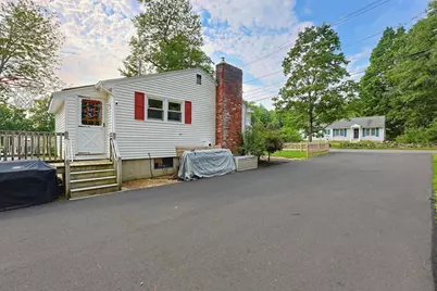 304 Primrose Hill Rd, Dracut, MA 01850 - Photo 20