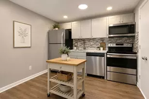 127 King St, Franklin, MA 02038 - Photo 6
