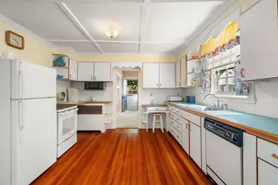 11 Hampden Street, Swampscott, MA 01907 - Photo 10