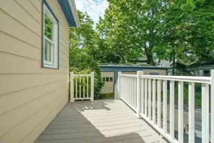11 Hampden St, Swampscott, MA 01907 - Photo 28