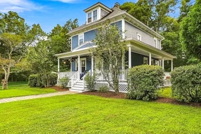 86 North Street, Douglas, MA 01516 - Photo 2