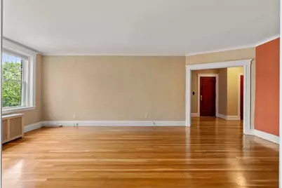 20 Egmont Street #4, Brookline, MA 02446 - Photo 2