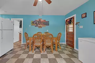 10 Union St, Southbridge, MA 01550 - Photo 10
