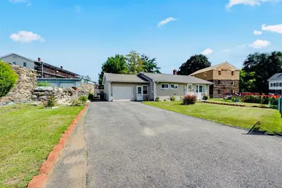 10 Union St, Southbridge, MA 01550 - Photo 2
