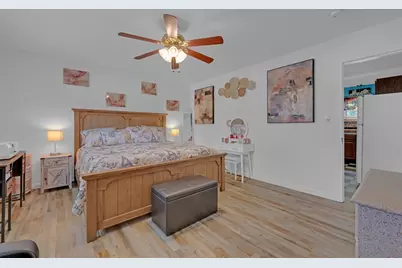 10 Union St, Southbridge, MA 01550 - Photo 12