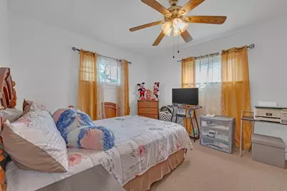 10 Union St, Southbridge, MA 01550 - Photo 14