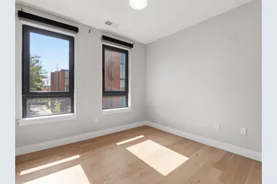 9 Central St #304, Somerville, MA 02143 - Photo 8