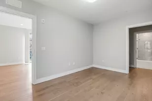 9 Central St, Somerville, MA 02143 - Photo 18