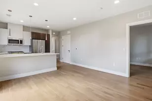 9 Central St, Somerville, MA 02143 - Photo 14