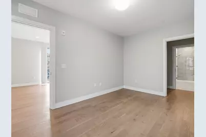 9 Central St #304, Somerville, MA 02143 - Photo 18