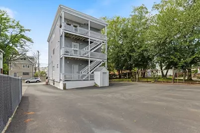 34 Henry St #34, Malden, MA 02148 - Photo 34