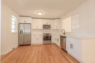 33 Lamplighter, Easton, MA 02375 - Photo 2