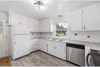205 Central Ave, Seekonk, MA 02771 - Photo 10
