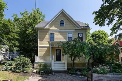 147 Lowell St, Arlington, MA 02474 - Photo 2