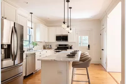 147 Lowell St, Arlington, MA 02474 - Photo 10