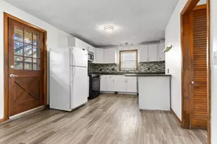 20 Shepherd St, Gloucester, MA 01930 - Photo 6