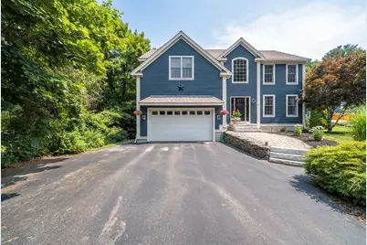 25 Essex St, Middleton, MA 01949 - Photo 1