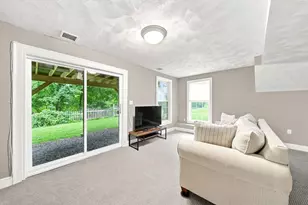 25 Essex St, Middleton, MA 01949 - Photo 26