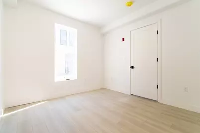 150 Williams #7, Chelsea, MA 02150 - Photo 4