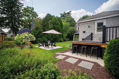 37 Pineywoods Ave, Springfield, MA 01108 - Photo 34