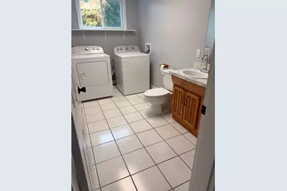6 Canterbury Rd, Woburn, MA 01801 - Photo 4