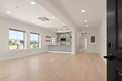 208 Spencer Ave #8, Chelsea, MA 02150 - Photo 2