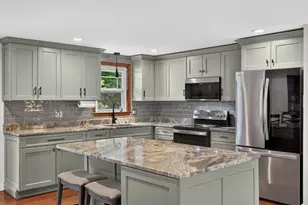 106 Tanglewood Dr, Falmouth, MA 02536 - Photo 1