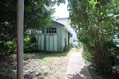 121 Almy St, Fall River, MA 02720 - Photo 36