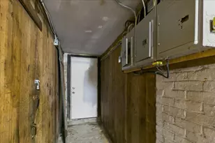 121 Almy St, Fall River, MA 02720 - Photo 34