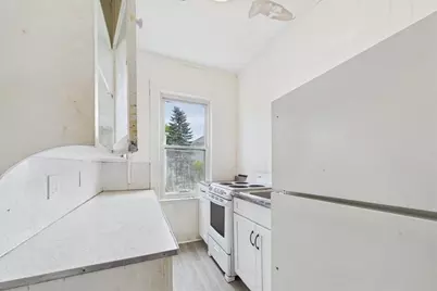 121 Almy St, Fall River, MA 02720 - Photo 18